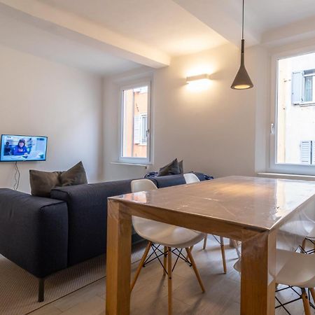 Suite Rua Pioppa - Affitti Brevi Italia Modena Luaran gambar